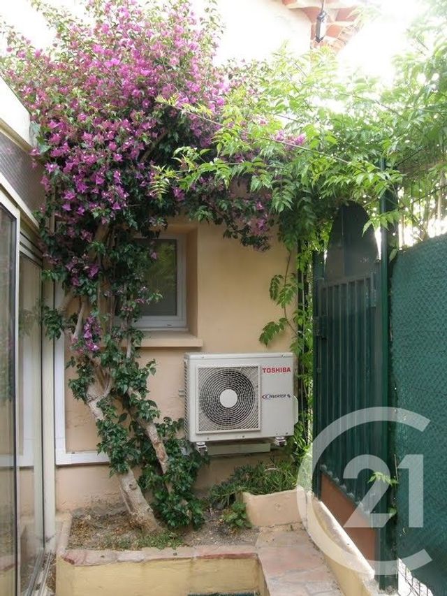 Appartement à vendre - 2 pièces - 34.4 m2 - SIX FOURS LES PLAGES - 83 - PROVENCE-ALPES-COTE-D-AZUR - Century 21 Agence Du Bord De Mer