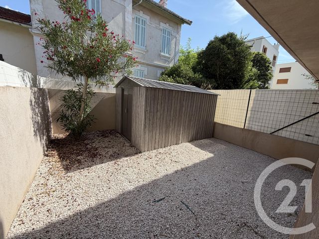 Appartement T2 à louer - 2 pièces - 31.35 m2 - LA SEYNE SUR MER - 83 - PROVENCE-ALPES-COTE-D-AZUR - Century 21 Agence Du Bord De Mer