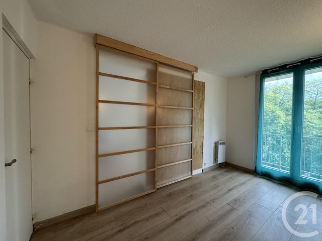 Appartement T4 à louer - 4 pièces - 76.29 m2 - LA SEYNE SUR MER - 83 - PROVENCE-ALPES-COTE-D-AZUR - Century 21 Agence Du Bord De Mer