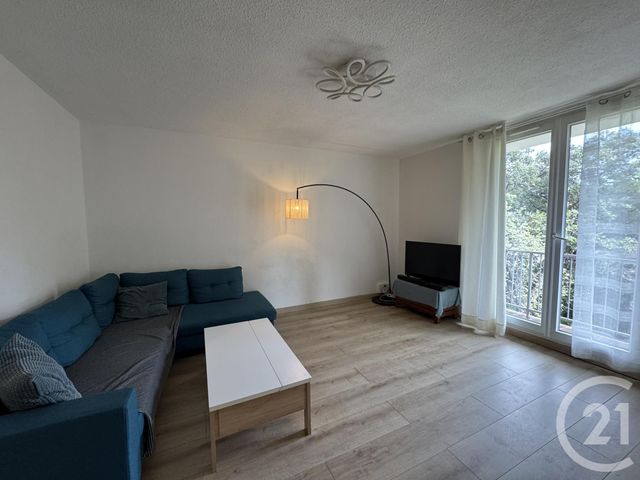 Appartement T4 à louer - 4 pièces - 76.29 m2 - LA SEYNE SUR MER - 83 - PROVENCE-ALPES-COTE-D-AZUR - Century 21 Agence Du Bord De Mer