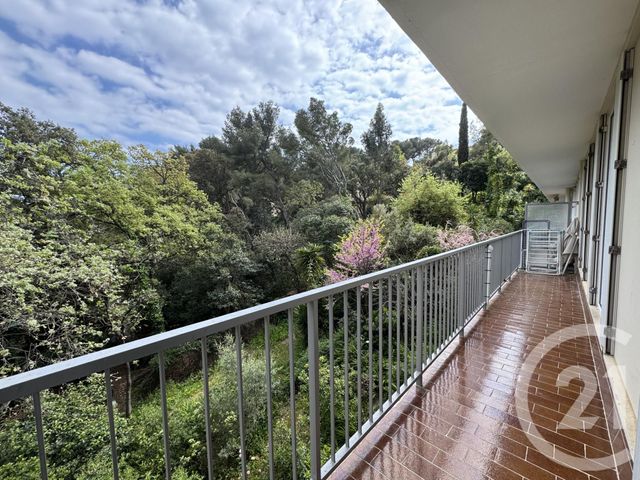 Appartement T4 à louer - 4 pièces - 76.29 m2 - LA SEYNE SUR MER - 83 - PROVENCE-ALPES-COTE-D-AZUR - Century 21 Agence Du Bord De Mer