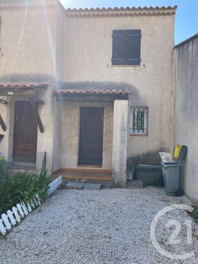 Appartement à louer - 2 pièces - 45.4 m2 - SIX FOURS LES PLAGES - 83 - PROVENCE-ALPES-COTE-D-AZUR - Century 21 Agence Du Bord De Mer