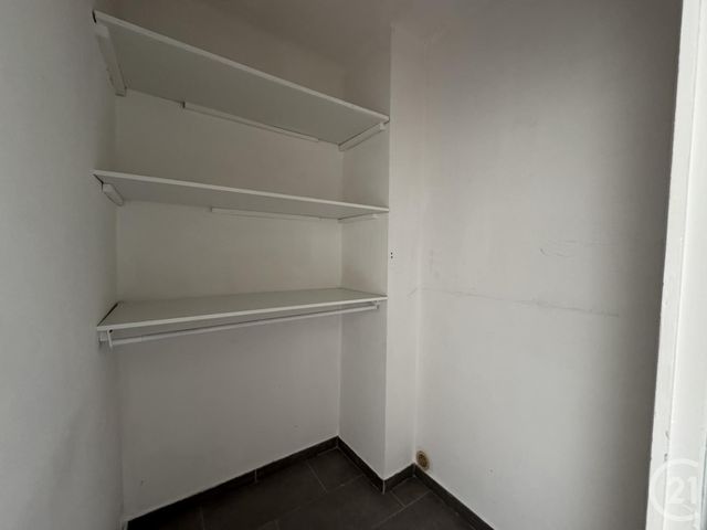 Appartement T3 à louer - 3 pièces - 71.01 m2 - LA SEYNE SUR MER - 83 - PROVENCE-ALPES-COTE-D-AZUR - Century 21 Agence Du Bord De Mer