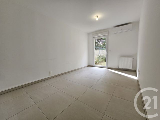 Appartement T2 à vendre - 2 pièces - 41.31 m2 - SIX FOURS LES PLAGES - 83 - PROVENCE-ALPES-COTE-D-AZUR - Century 21 Agence Du Bord De Mer