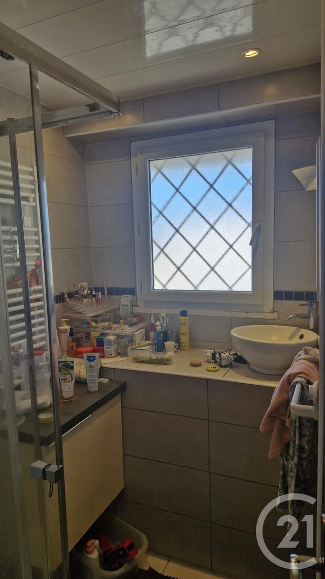 Appartement F3 à vendre - 3 pièces - 55.0 m2 - TOULON - 83 - PROVENCE-ALPES-COTE-D-AZUR - Century 21 Agence Du Bord De Mer