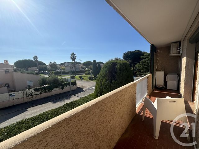 Appartement T2 à louer - 2 pièces - 32.89 m2 - SIX FOURS LES PLAGES - 83 - PROVENCE-ALPES-COTE-D-AZUR - Century 21 Agence Du Bord De Mer