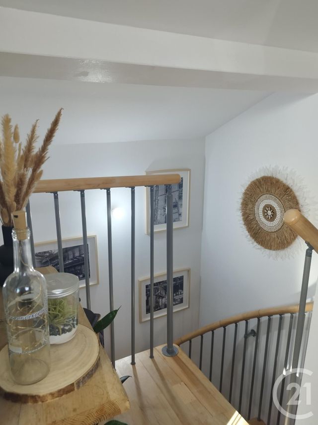 Appartement T2 à louer - 2 pièces - 30.65 m2 - LA SEYNE SUR MER - 83 - PROVENCE-ALPES-COTE-D-AZUR - Century 21 Agence Du Bord De Mer