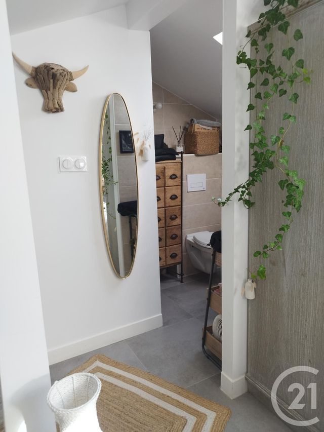 Appartement T2 à louer - 2 pièces - 30.65 m2 - LA SEYNE SUR MER - 83 - PROVENCE-ALPES-COTE-D-AZUR - Century 21 Agence Du Bord De Mer